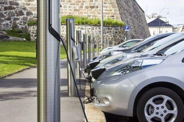 Bornes de recharge pour véhicules électriques Saint-Étienne